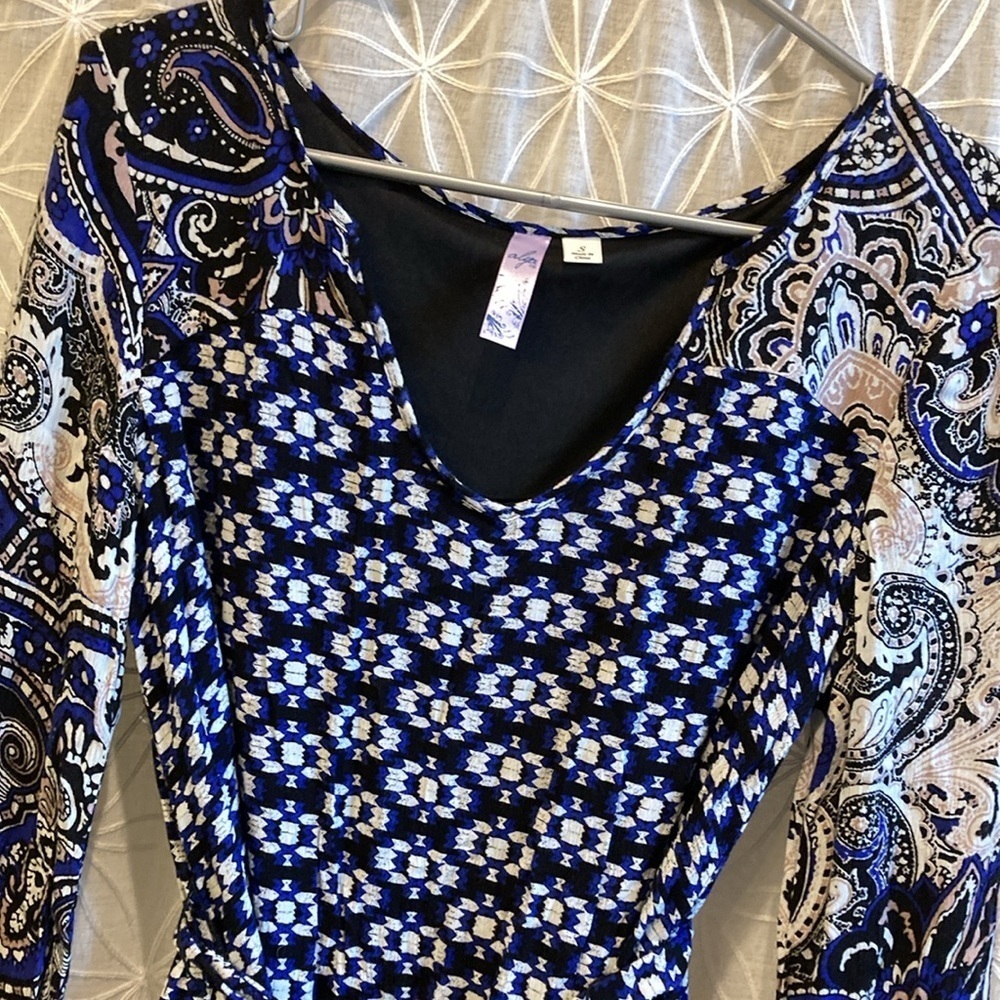 Alya Boho Style Mini Dress - Picture 3 of 9